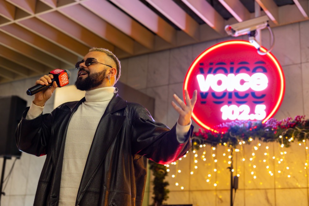 Ο Akylas στο χριστουγεννιάτικο event του Voice 102.5