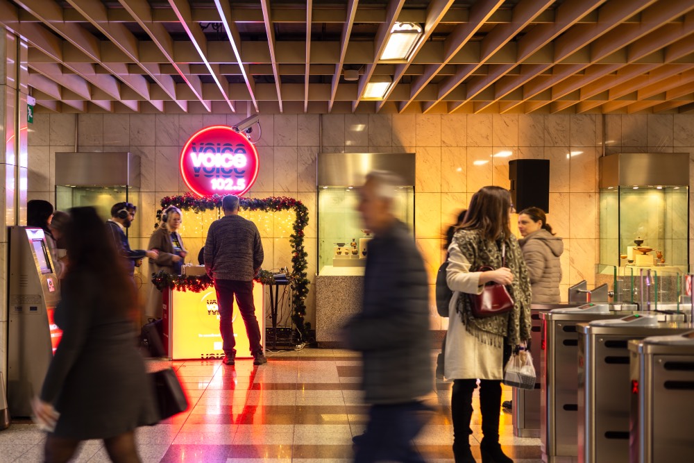 Ο Voice 102.5 έγινε η «φωνή των Χριστουγέννων»