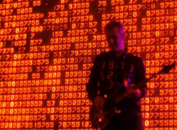 Οι Massive Attack κατέρριψαν παγκόσμιο ρεκόρ σε συναυλία στο Μπρίστολ