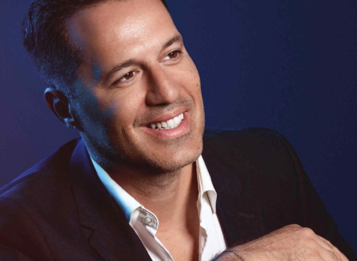 ΑΔΑΜ ΤΣΑΡΟΥΧΗΣ