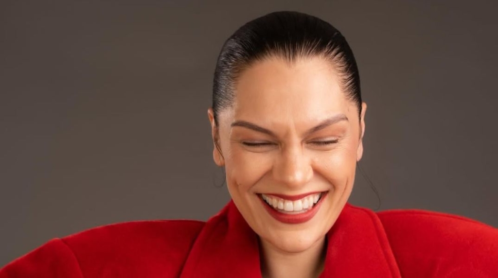 Η Jessie J ανακοίνωσε ότι έχει ξεπεράσει τον καρκίνο