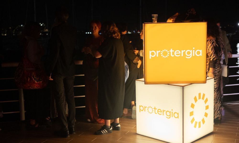 Protergia light cubes 